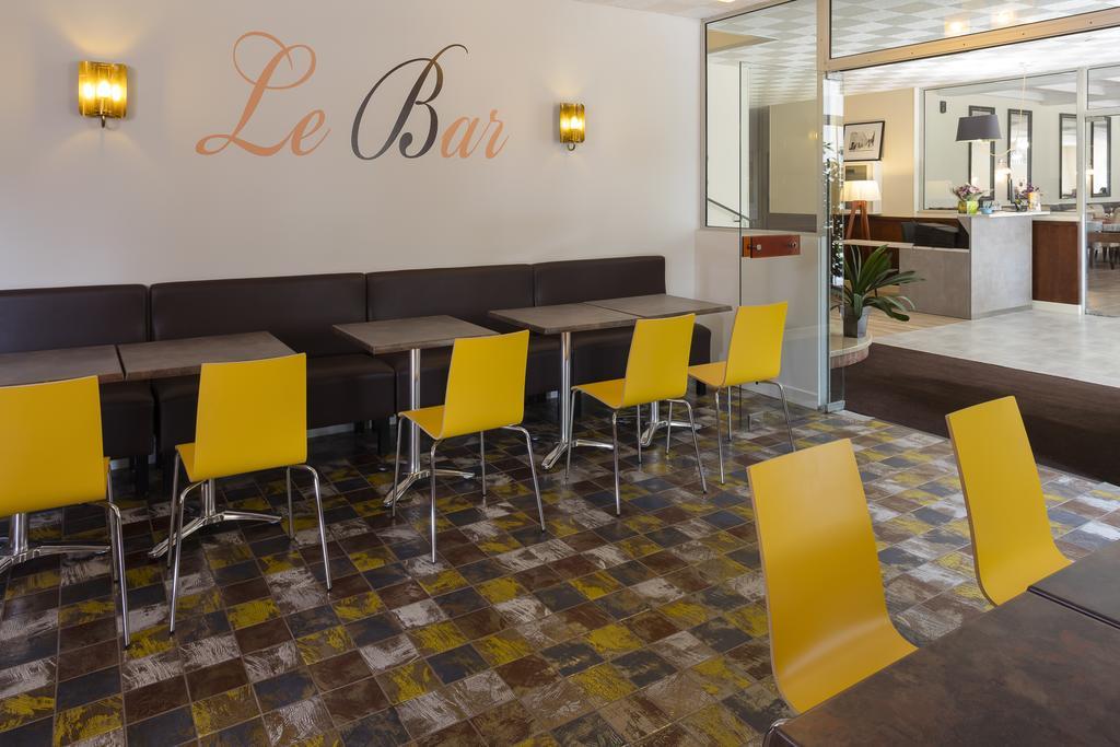 Logis Hotel Restaurant Les Cedres Joyeuse Luaran gambar
