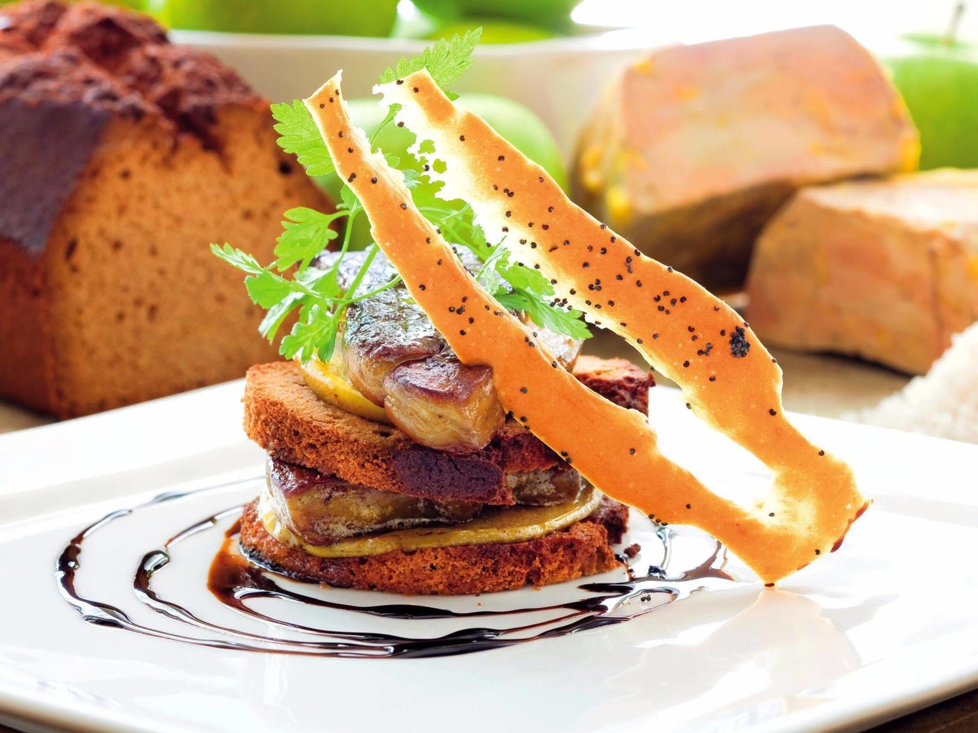 Logis Hotel Restaurant Les Cedres Joyeuse Luaran gambar